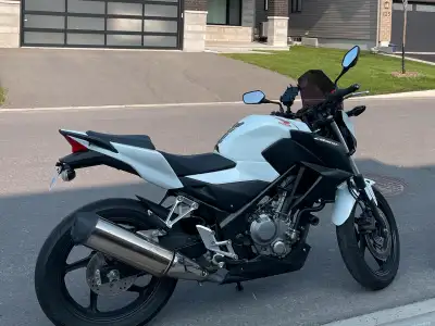 Honda CB300F motorcycle New battery changes this year New filter changed last year Barely used, no l...