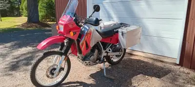 2006 KLR Kawasaki 650 in good condition bike has new tires,driving lights,aluminum pans, windshield,...
