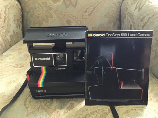 Polaroid One Step 600 Land Camera  in Cameras & Camcorders in Windsor Region