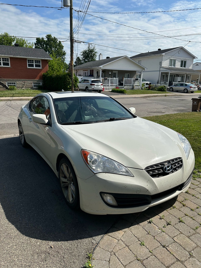 Hyundai Genesis 2.0 LT 2011 in Cars & Trucks in Gatineau