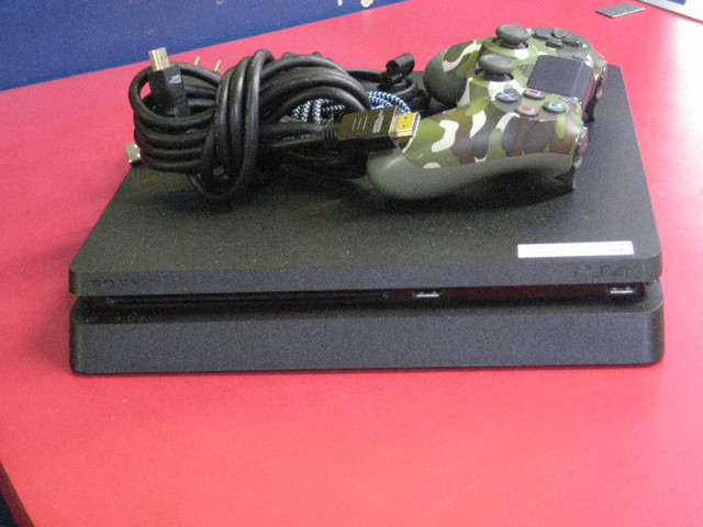 CONSOLE PS4  1 MAN 1 To dans Sony PlayStation 4  à Longueuil/Rive Sud