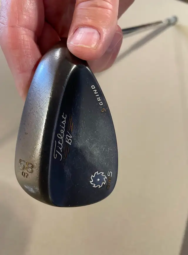 58 DEGREE VOKEY SM5 MENS RIGHT HAND WEDGE "S" GRIND in Golf in Stratford - Image 4