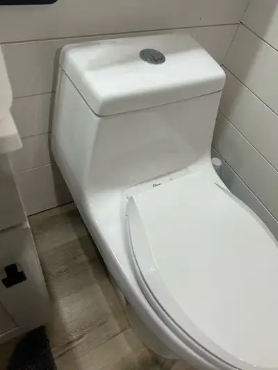 TOILET  Same Day ️ ☎️ , View more