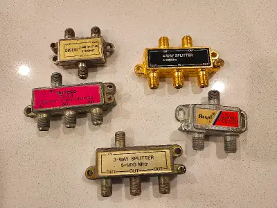 Cable coaxial splitter Télévision 5-900 MHz 2way 3way et 4way, View more