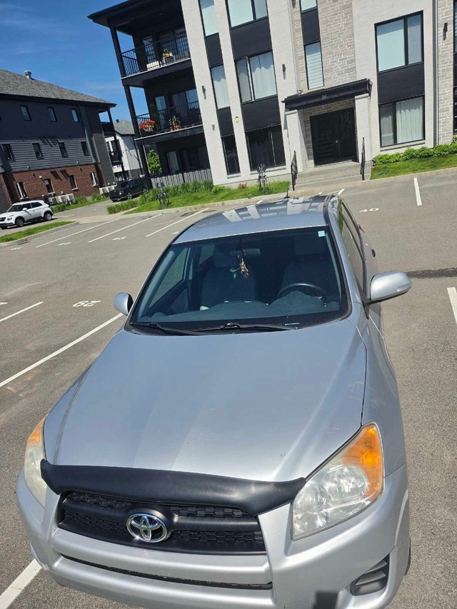 Toyota RAV4 2012 — photo 3
