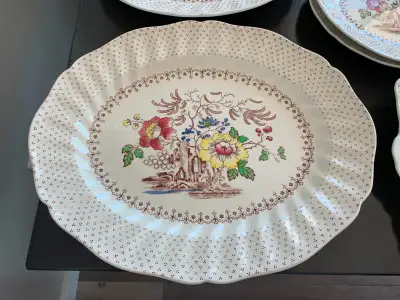 Royal Doulton” Grantham” China Dishes, View more