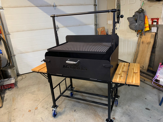 Grill bbq charcoal grill wood fired in BBQs & Outdoor Cooking in North Bay