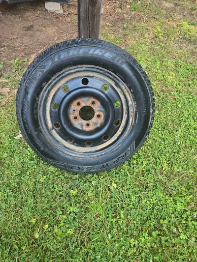 4 Starfire M+S winter tires on rims 195/65R15 Bolt pattern: 5x114.3 $200 OBO