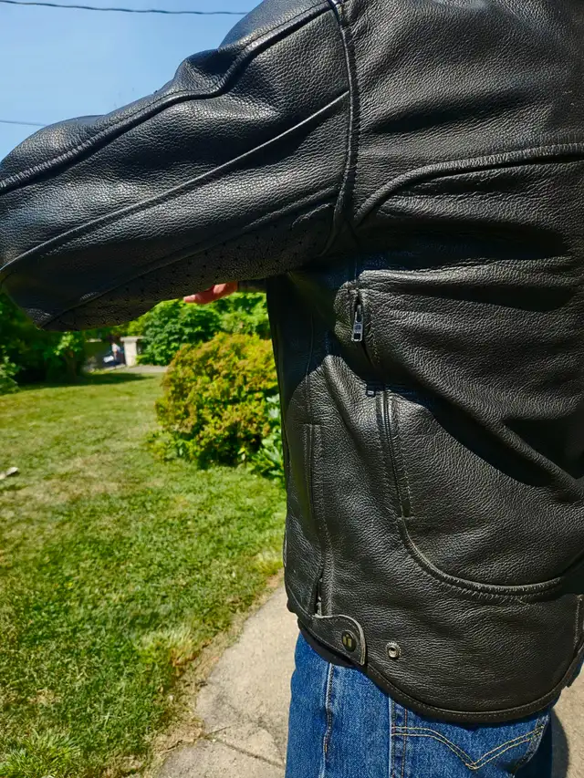 ICON Motorcycle Jacket 'motorhead' leather in Men's in Kitchener / Waterloo - Image 5