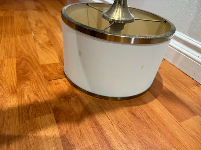 Antique Brass Pendant Lights in Indoor Lighting & Fans in City of Toronto - Image 5