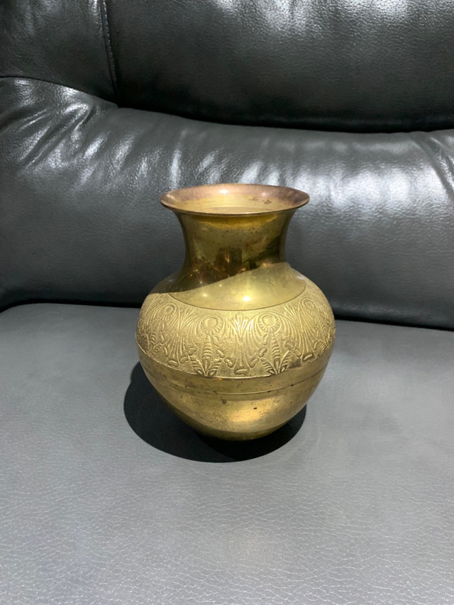 Brass Vessel 7.5” high / top diameter 4” / East end P/U in Arts & Collectibles in Kingston