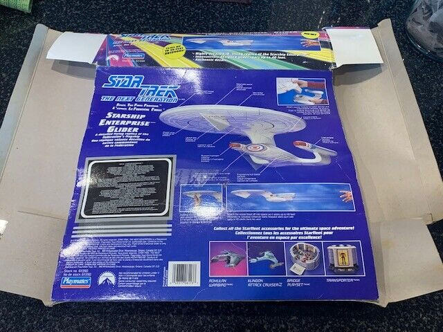 1993 Playmates Star Trek The Next Gen Starship Enterprise Glider in Arts & Collectibles in City of Halifax - Image 4