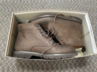 Brand New Rockport Walking Boots Size 10.5