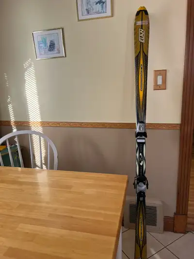 Ski alpin pour homme à vendre, View more
