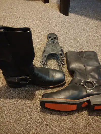 Harley Davidson Boots and Jack. Smallish size 10 big 9. Used barely, Like new Asking $195 for both o...
