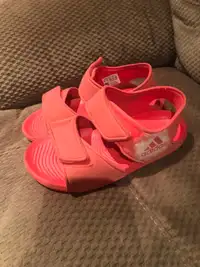 Girls Adidas sport sandals size 1