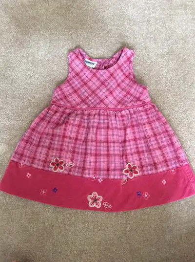 7 Girls dresses size 24 months / 2T, View more