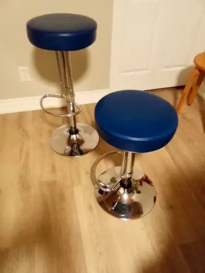Lovely set of bar stools , View more