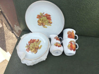 Fall motif Dish set