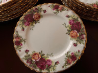 Vintage 45 Piece  Bone China, Old Country Roses