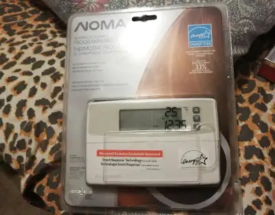 NOMA PROGRAMMABLE THERMOSTAT FOR HEATING/COOLING NEW, View more