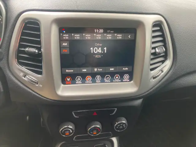Jeep Compass 2018519422977266821126