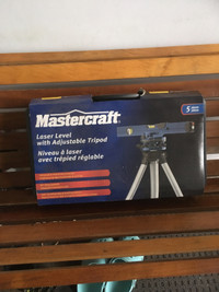 Laser Level with adjustable Tripod used onesNiveau laser avec t