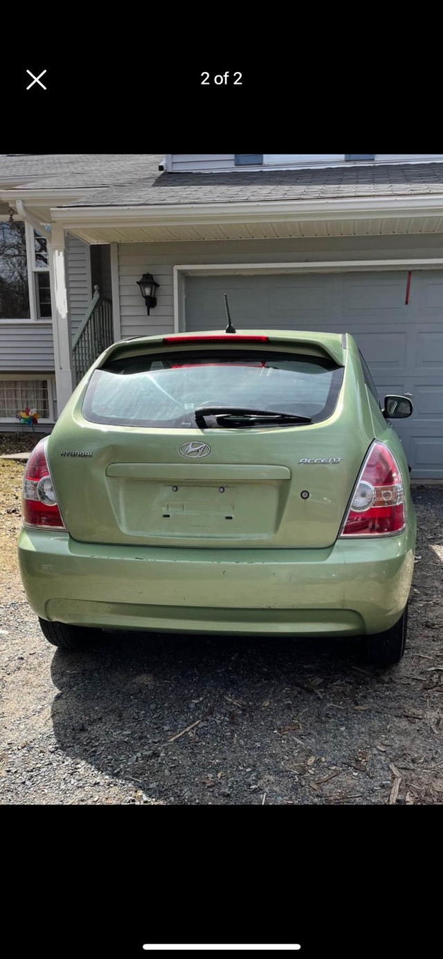 2010 Hyundai Accent GL in Cars & Trucks in City of Halifax - Image 2