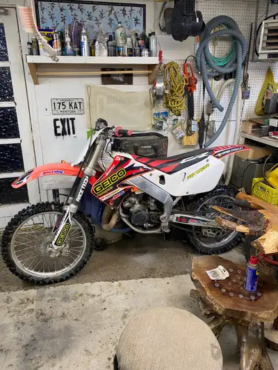I bought this as a project, I tried starting it now it’s leaking fuel all over my garage. It’s a sol...