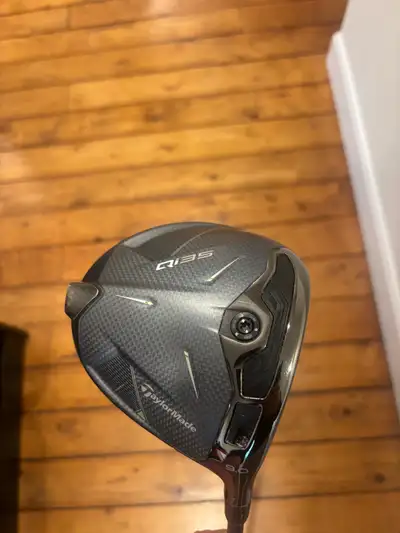 Taylormade Qi35 Driver, View more