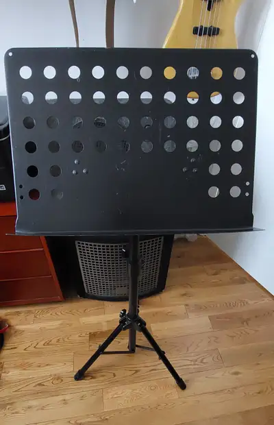 Music Stands Lutrin de Musique, View more