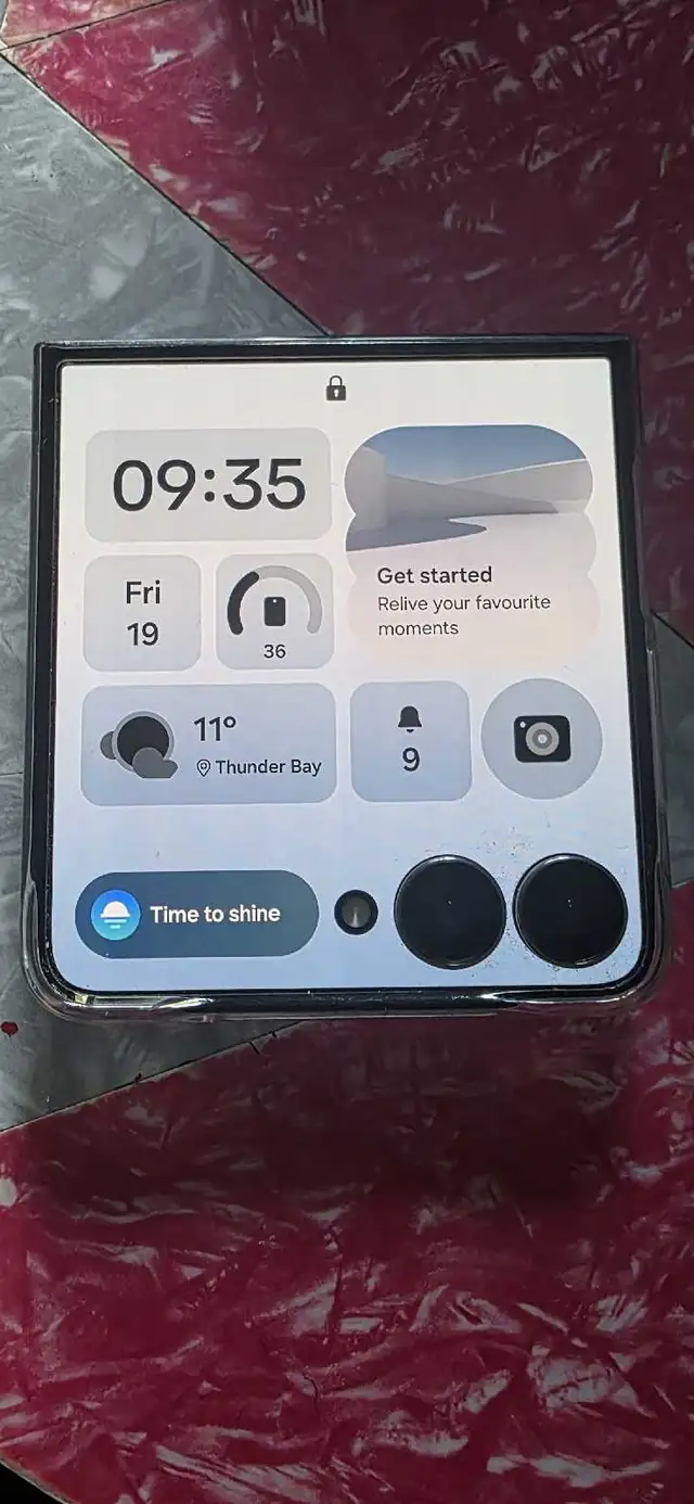 Galaxy Flip7 in Cell Phones in Thunder Bay - Image 2