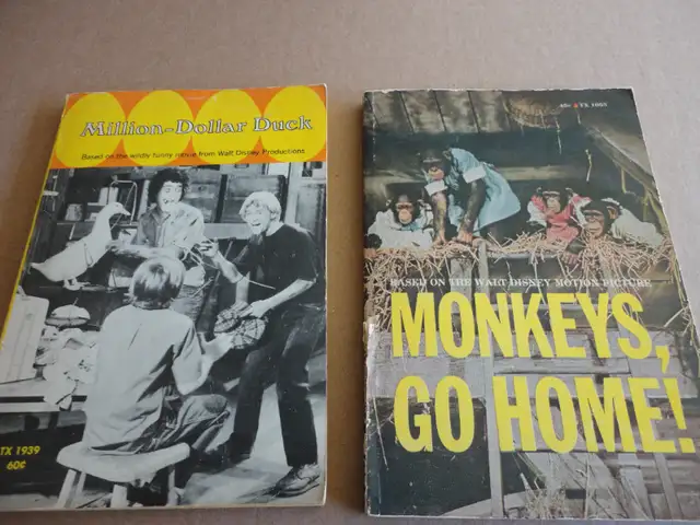 Vintage Walt Disney Children Books in Children & Young Adult in Oakville / Halton Region - Image 4