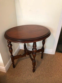 Antique Oval solid wood PARLOUR table