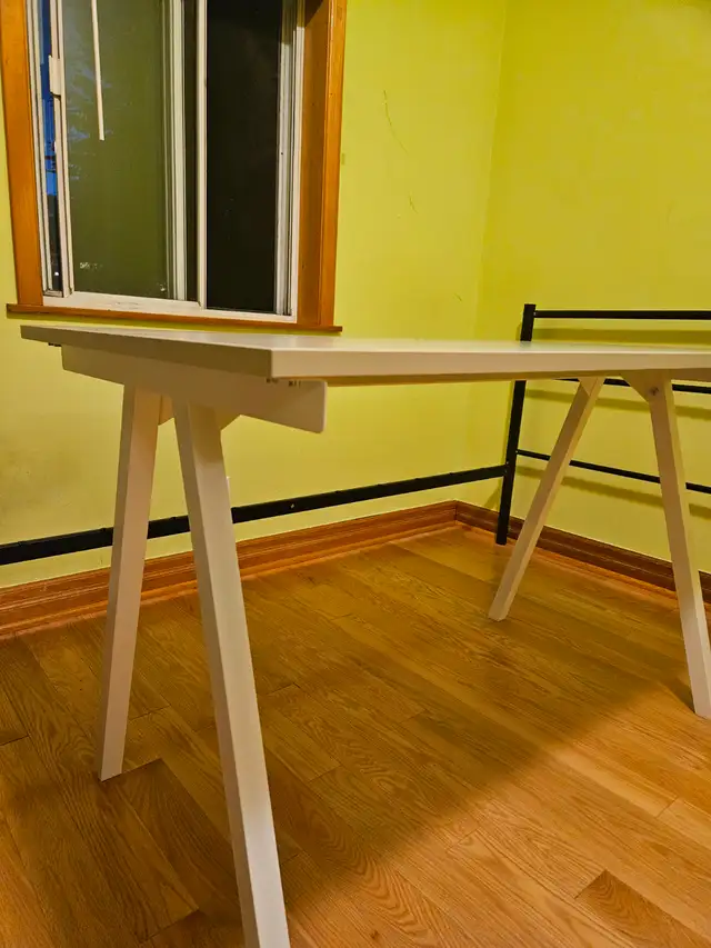 Computer desk in Desks in City of Toronto - Image 4