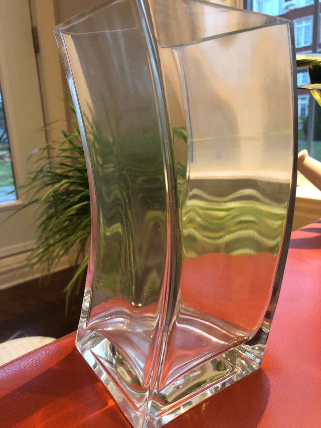 Vase en verre  dans Décoration intérieure et accessoires  à Ville de Montréal - Image 2