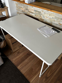 White Ikea desk / table 