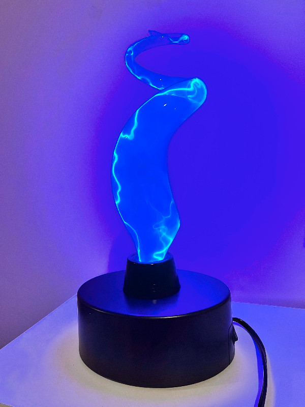 LumiSource Blue Electra Plasma Lamp in Indoor Lighting & Fans in Oshawa / Durham Region - Image 2