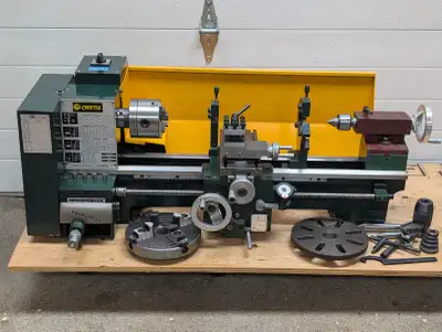 Craftex CT-039 Lathe (9” x 20”), View more