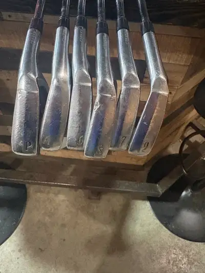 Srixon Z745 irons , View more