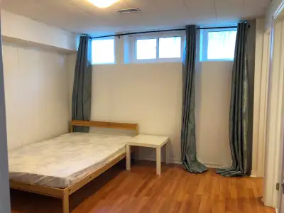 Prime Location – Excellent Transit & Convenient Living Located in the heart of North York , this hom...