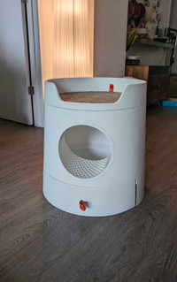 Cat Litter Box - Great Condition and Cleaned