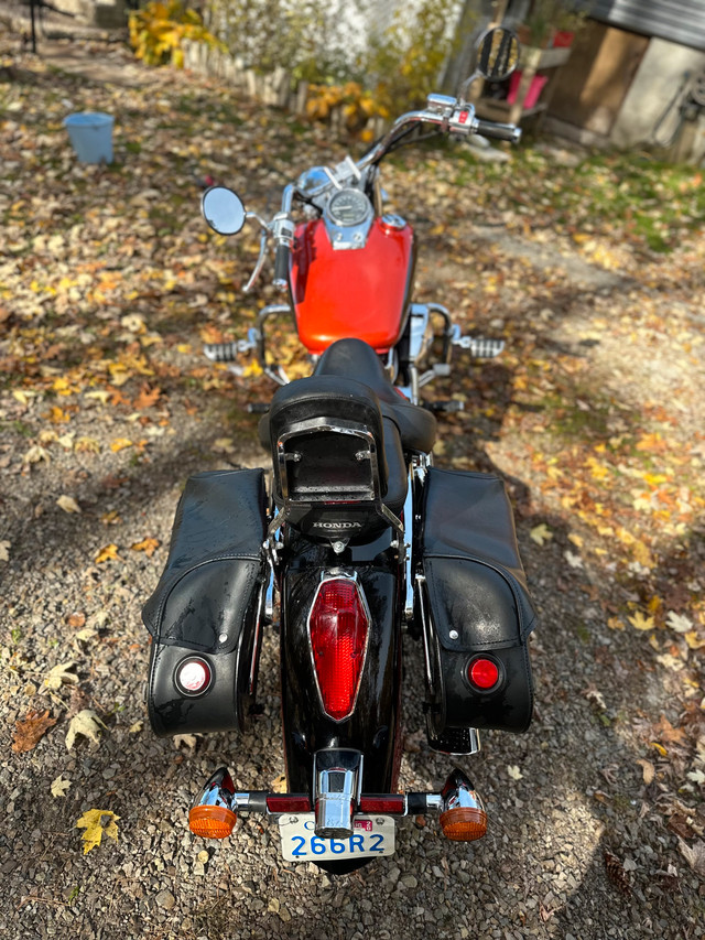 2006 Honda Shadow 750 in Street, Cruisers & Choppers in Barrie - Image 4