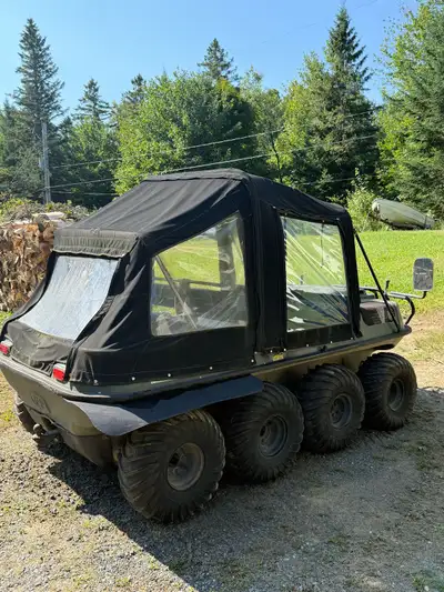 1997 Argo 8X8 Conquest Argo 8X8 1997, moteur kawasaki 20 hp, 8 pneus en excellente condition, kit de...