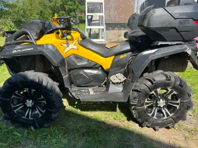 2015 XMR 1000 2up. 6600 km. Runs strong but has some cracked plastic. Just recently replace the batt...