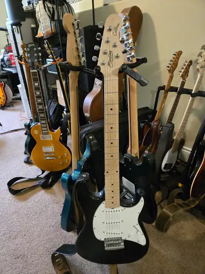 Sterling by Music Man Cutlass CT30, View more