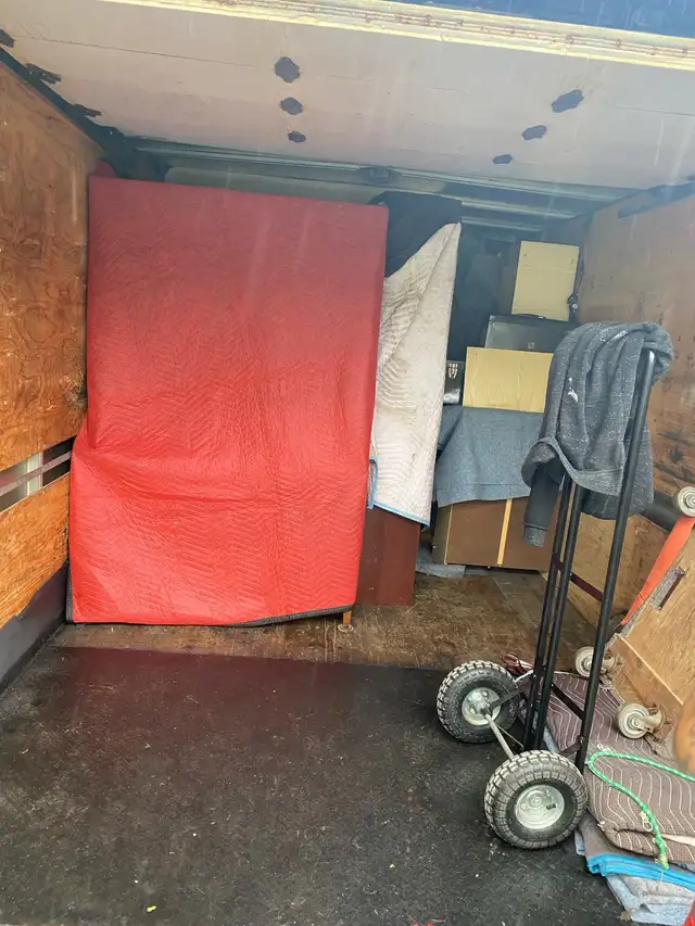 Hero Ottawa mover’s $95 for 2 men and a 16 ft truck 75 no truck63235146332161122