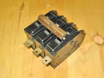 TAYLOR ELECTRIC 15 AMP, 3 POLE, 240 VOLT CIRCUIT BREAKER ~ RARE!, View more