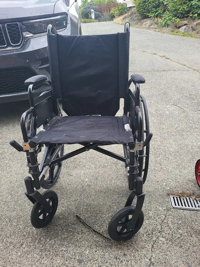 Wheelchairs available.62863277417347123