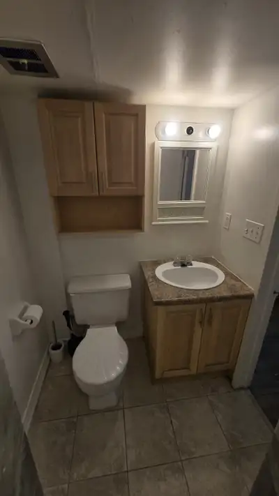 Room (Boys) for rent near Port Credit Go Station Mississauga